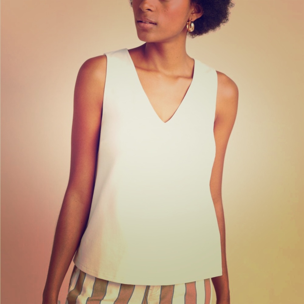 NWT! Anthro “eri + ali” Devyn V-neck Tank sz Lg